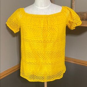 Michael Kors Yellow Eyelet pattern short sleeve Top size small
